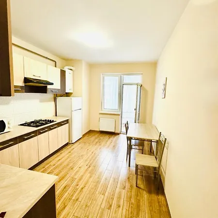 Apartment новобудова стрийська 45а автовокзал гашека онколікарня Lviv