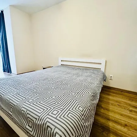 новобудова стрийська 45а автовокзал гашека онколікарня Apartment Lviv