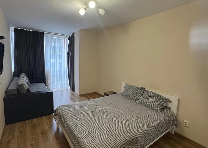 новобудова стрийська 45а автовокзал гашека онколікарня Apartamento Lviv
