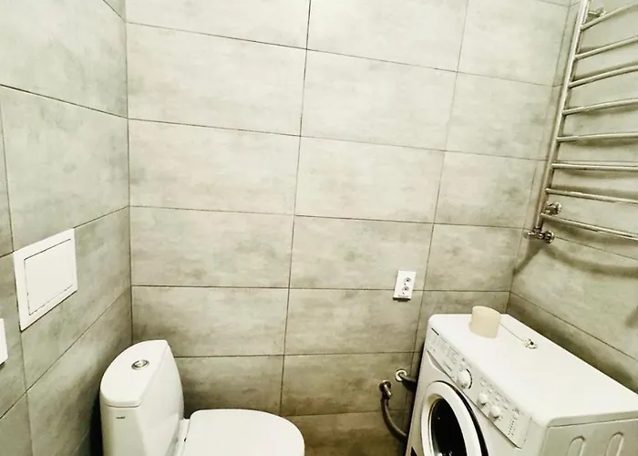 новобудова стрийська 45а автовокзал гашека онколікарня Lviv