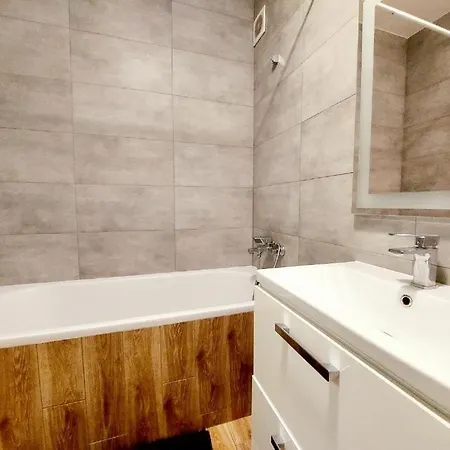 новобудова стрийська 45а автовокзал гашека онколікарня Apartmán Lvov